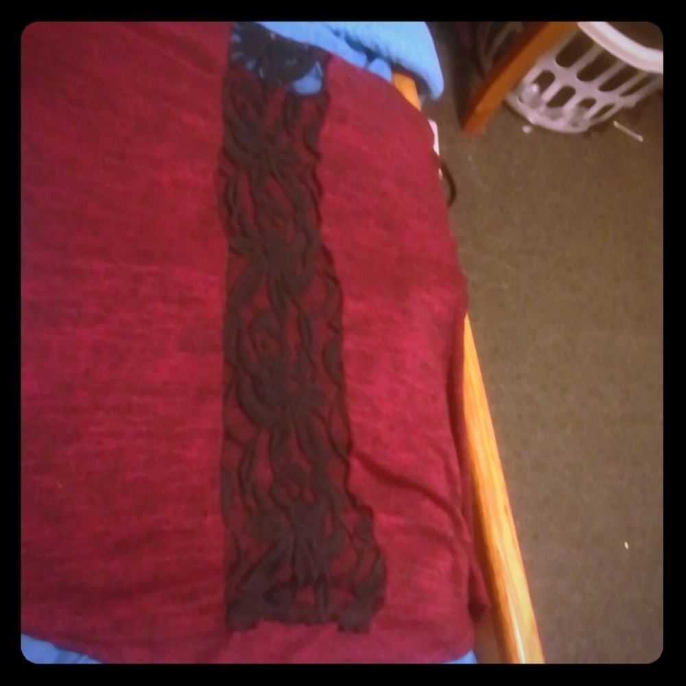 Long sleeve laced back shirt